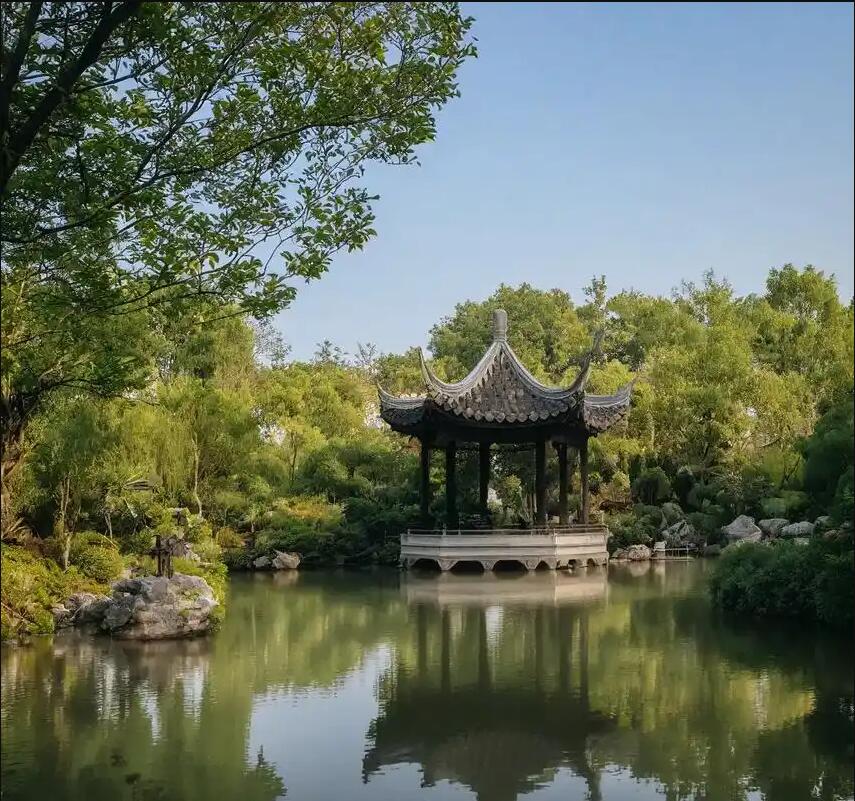 湖南雨双土建有限公司